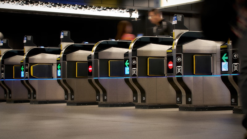 無人駅から乗って有人駅で降りるときの支払い方法をやさしく解説|きっぷ・ICカード・精算の流れがわかる