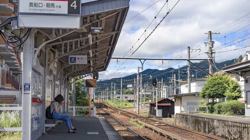 新幹線がすいてる時間はいつ?路線別の傾向と快適に座りやすい時間帯をやさしく解説