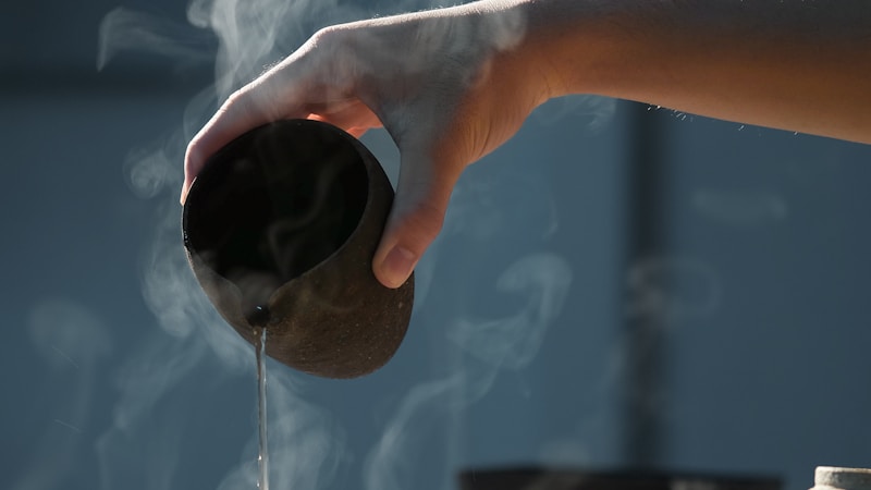 茶こしの代わりにキッチンペーパーは使える？安全なやり方と失敗しない代用品まとめ